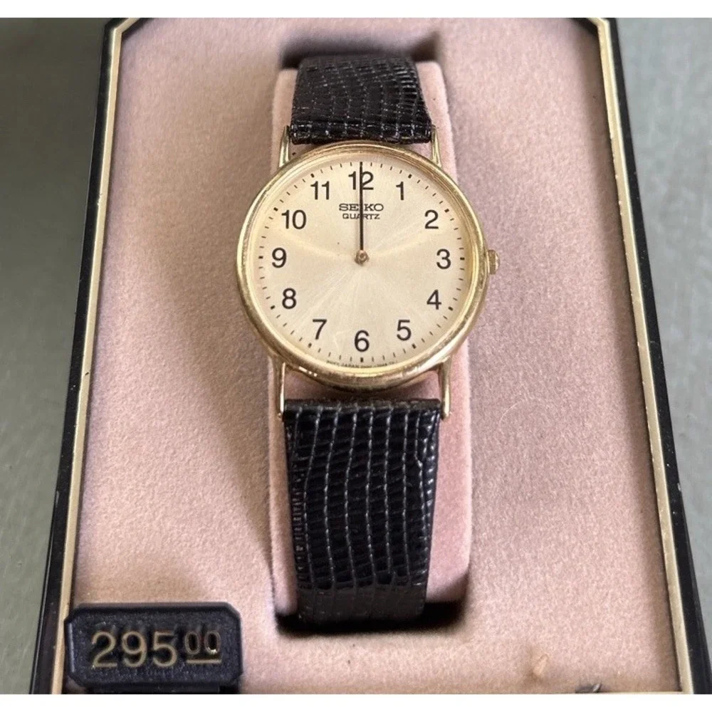 Vintage Seiko Quartz Dress Watch 7N00-7A49 Gold Tone Arabic Dial‎ w/ Box